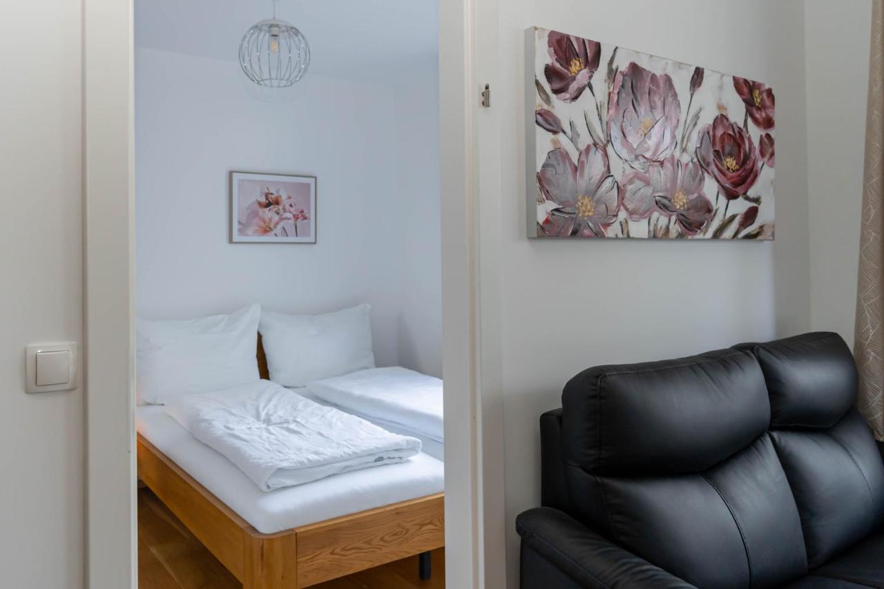 Modern Apartment With Tiny Garden Near City Center Vienna Luaran gambar