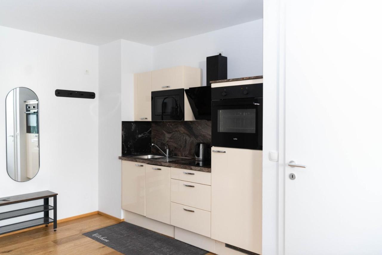 Modern Apartment With Tiny Garden Near City Center Vienna Luaran gambar